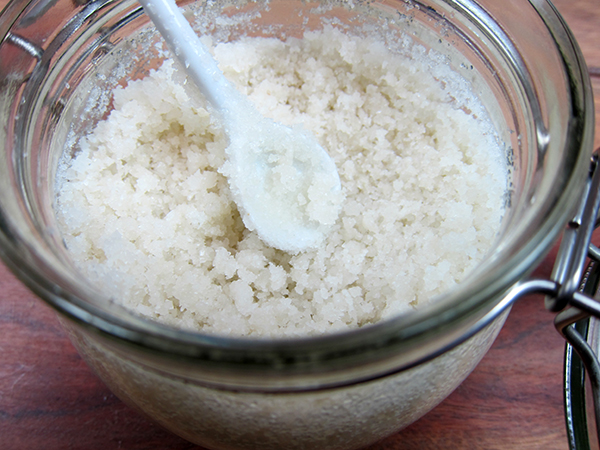 DIY sea salt body scrub
