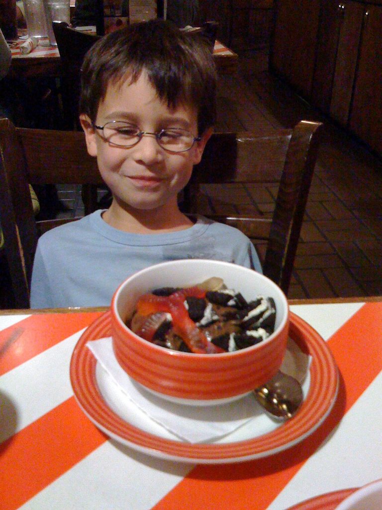 Pudding dirt cups photo