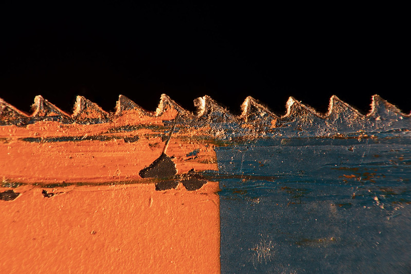 Blades of a hacksaw